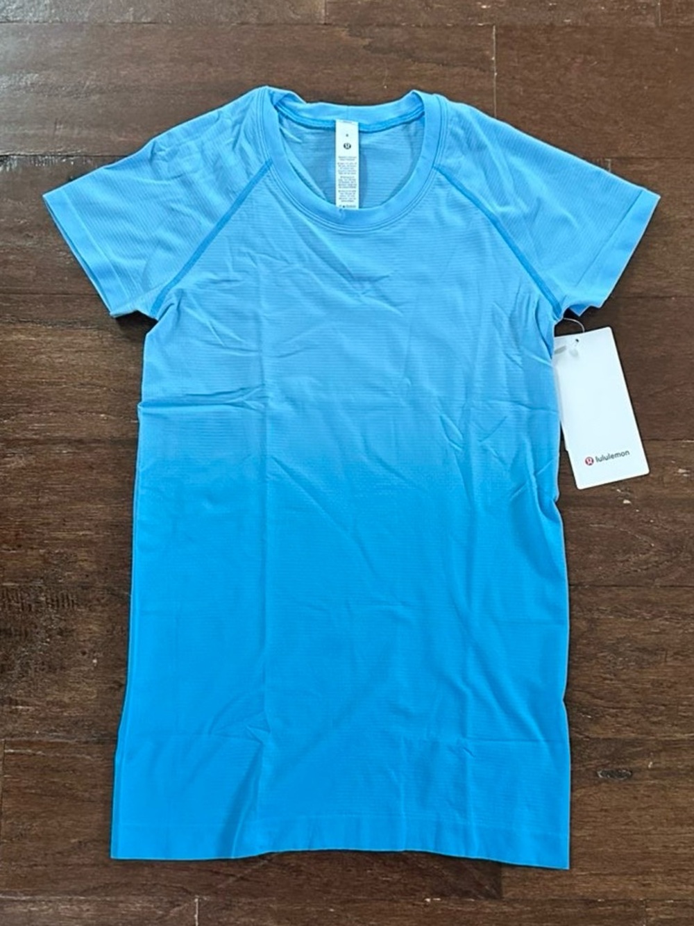 Lululemon-Swiftly Tech Short-Sleeve Shirt
2.0 Hip Length size 6 NWT-Blue - Picture 4 of 11